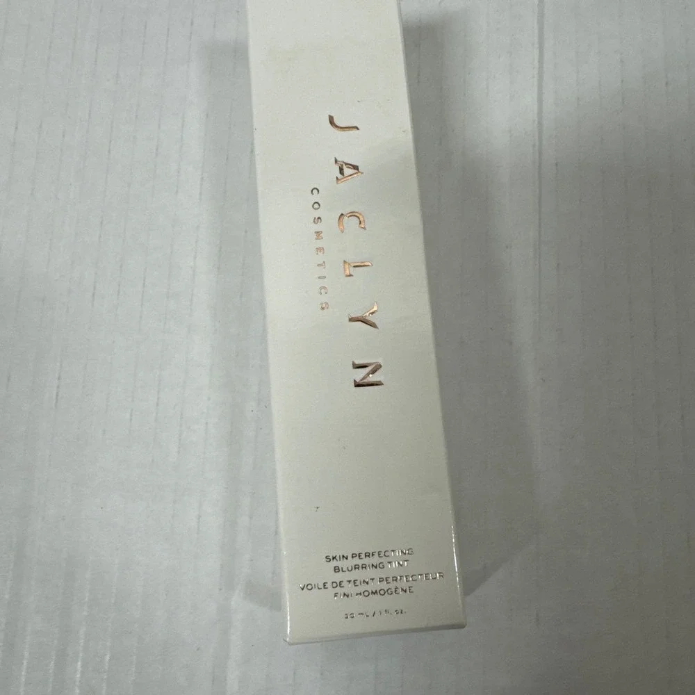 JACLYN COSMETICS Skin Perfecting‎ Blurring Tint Smooths DEEP RICH 1 Oz NIB